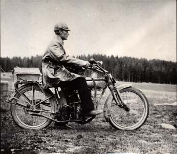 Morfar Albin och motorcykeln